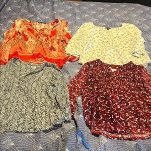 Universal Thread Women’s Long Sleeve Mix — Red, Orange, Blue, Cream Prints